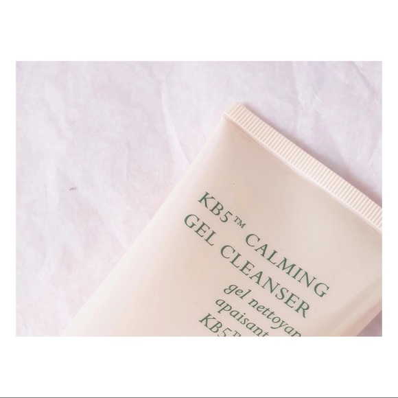 Kat Burki KB5 Calming Gel Cleanser - Picture 3 of 3